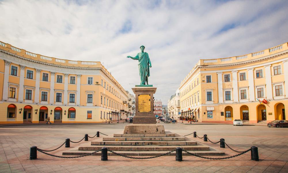 Statue of the duc de richelieu in Odessa | Top Must Visit Places in Ukraine | Odessa City | Kiev Tour Guide